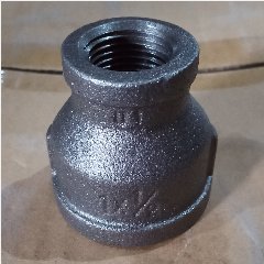 Reducer Besi Drat Hitam 1″ x 1/2″ (225)