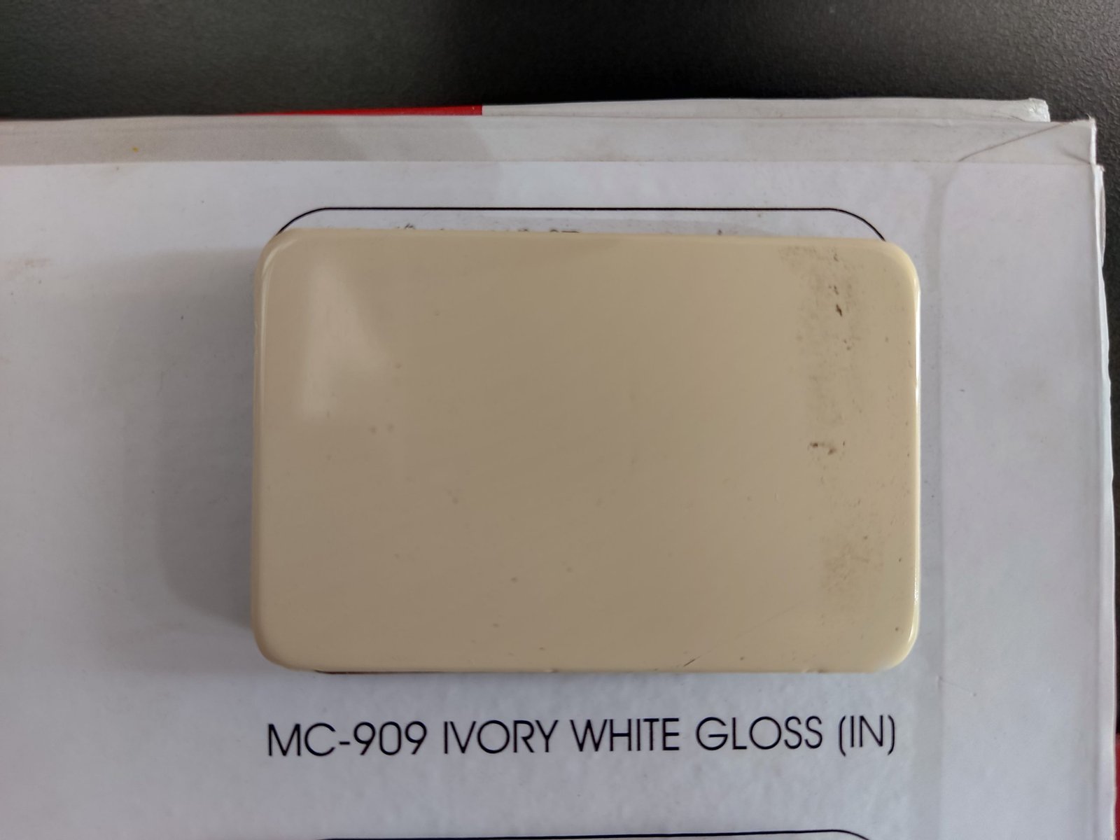 ACP PE MC909-2.44 Ivory White Gloss Indoor