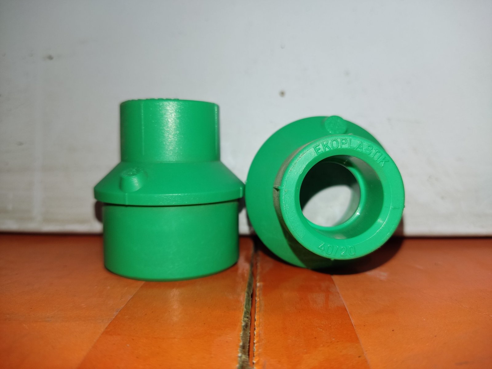 Reducer Female Ppr WAVIN 40mm x 20mm