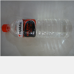 Air Accu Zuur Merah YUASA @1L