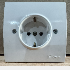 BROCO Stop Kontak Tanam J151 @20pcs