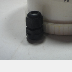 INS Cable Gland Hitam PG-11