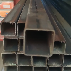 Besi Holo Segi 6m 39 x 39 x 1.5mm PUTIH