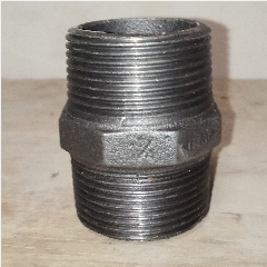Double Nipple Drat Hitam 1-1/4″