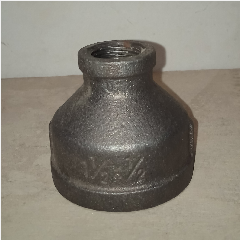 Reducer Besi Drat Hitam 1-1/2″ x 1/2″