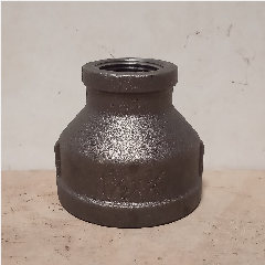 Reducer Besi Drat Hitam 1-1/2″ x 3/4″