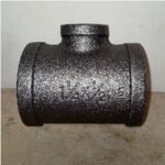 Reducer Tee Besi Drat Hitam 1-1/4″ x 1/2″