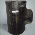 Reducer Tee Besi Hitam Las 8″ x 6″ SCH40
