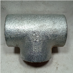 Tee Besi Galvanis 1-1/2″