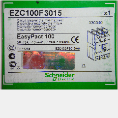 MCCB SCHNEIDER EZC100F 3015 3P 15A 10kA