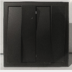 SIMON E3 301041-26 4 Gang 1 Way Black (80)