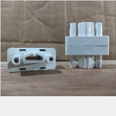 SIMON N66E0-0013 Connector Spot I Putih(100)