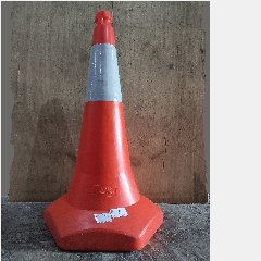 Traffic Cone Plastik 75cm PENGUIN TC 75 N