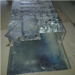 Kabel Tray + Cover Berlubang 30 x 10 x 2.4m