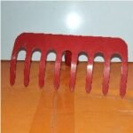 Garuk Rumput 8 Baris RRT Merah @12pcs