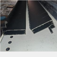 Frame Aluminium HUBEN FHD-128 3m Hitam