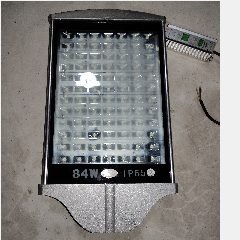 Lampu Jalan VACOLUX 84w