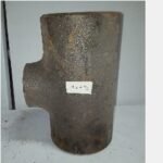 Reducer Tee Besi Hitam Las 4″ x 2-1/2″ SCH40