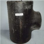 Reducer Tee Besi Hitam Las 8″ x 6″ SCH40