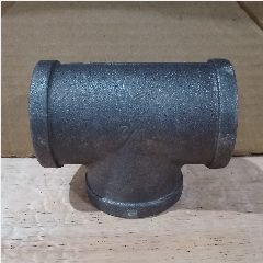 Tee Besi Drat Hitam 1-1/2″