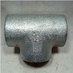 Tee Besi Galvanis 1-1/2″