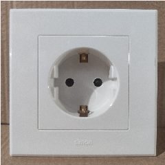 SIMON E3 301687 Socket Schuko Putih (100)
