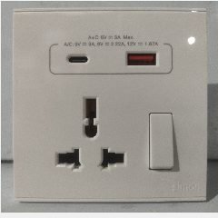 SIMON E6 72E7253 Multi-standard Socket Usb