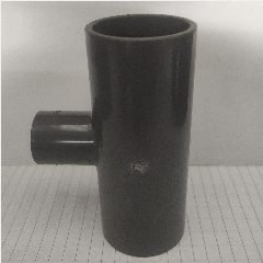 Reducer Tee Pvc LESSO AW 1-1/4″ x 1/2″ (78)