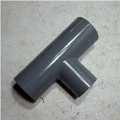 Reducer Tee Pvc LESSO AW 1″ x 3/4″ (100)
