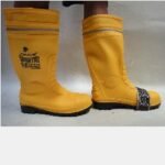 Sepatu Boot GOSAVE Kuning 42″