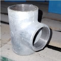 Reducer Tee Besi Galvanis 1-1/2″ x 1-1/4″