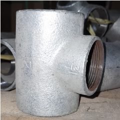 Reducer Tee Besi Galvanis 2″ x 1-1/2″